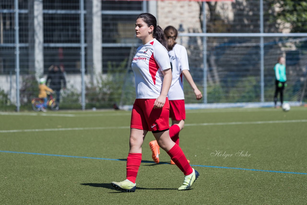 Bild 59 - wCJ Germania Schnelsen - Walddoerfer SV : Ergebnis: 0:6